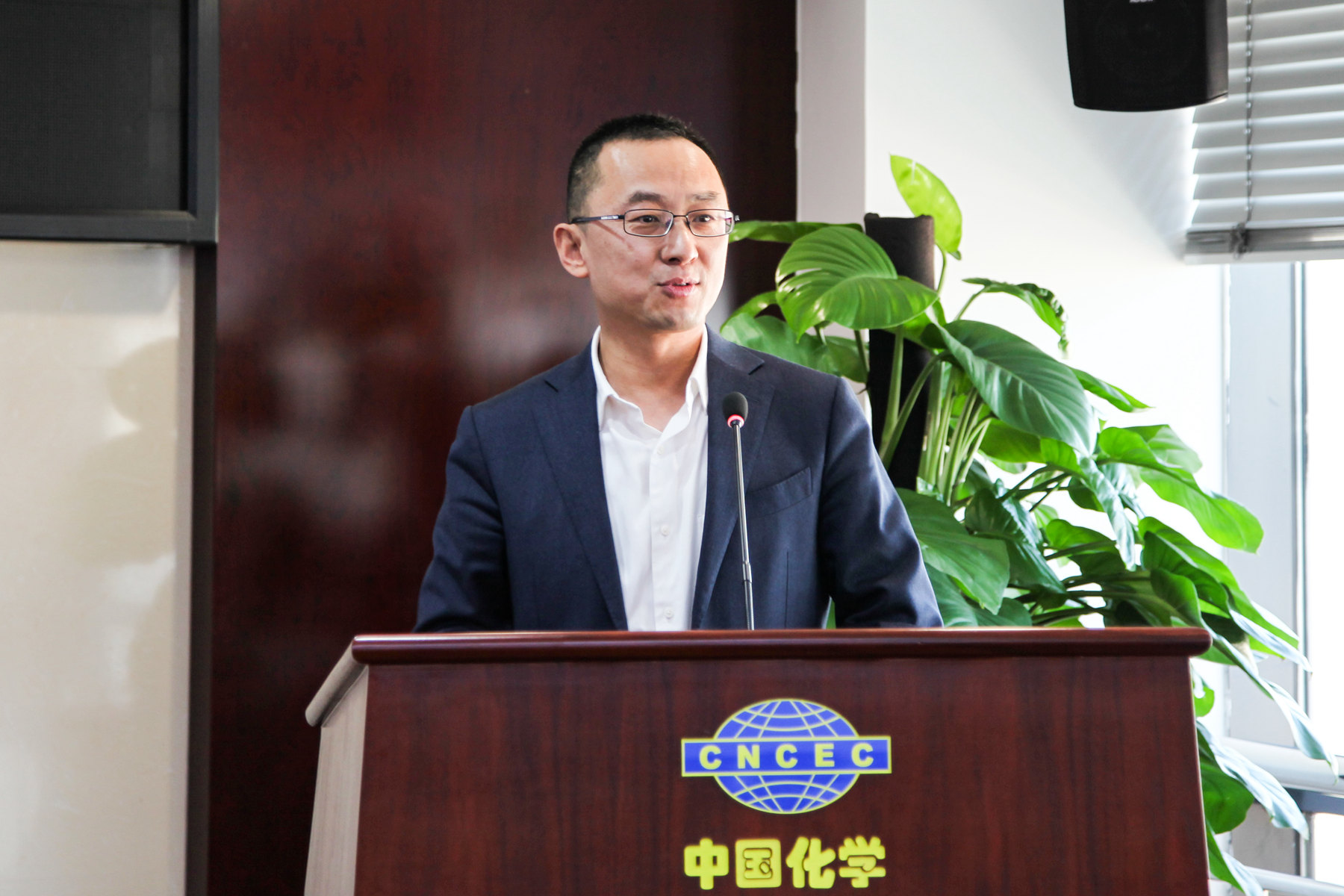 李占东.JPG