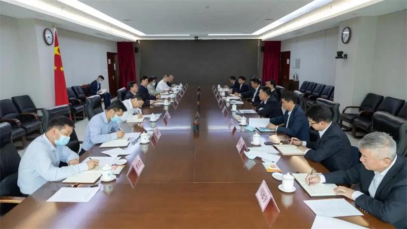 戴和根拜访中国南水北调集团主要领导