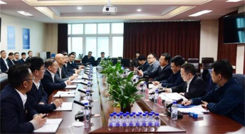 戴和根到十一公司调研