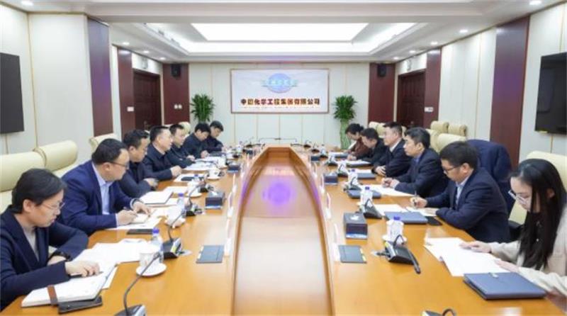 戴和根会见中国长安汽车集团有限公司党委书记、董事长、总裁周开荃一行