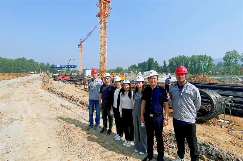 青年精神素养提升工程丨生态环境公司青年走进重大项目一线长见识、增才干