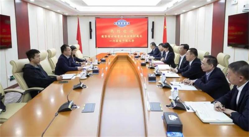 戴和根会见国资委社会责任局副局长汪洋