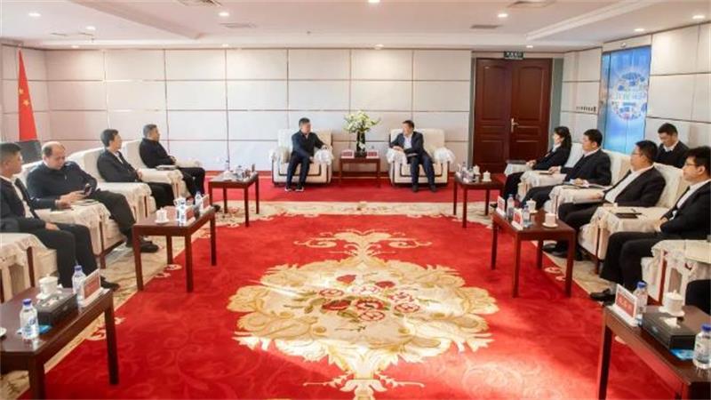 文岗会见福建省政协副主席、漳州市委书记张国旺