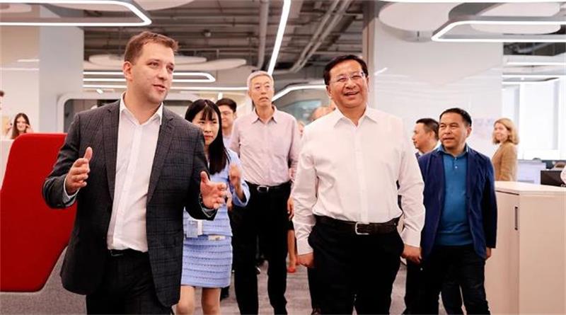 戴和根赴GCC项目管理团队调研指导工作