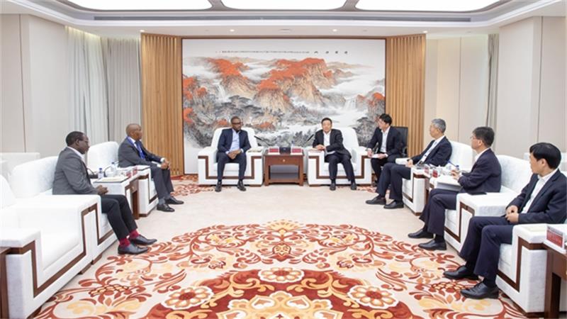 文岗会见南非尼安扎公司首席执行官