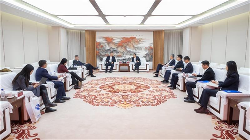 文岗会见中国机电产品进出口商会会长张钰晶