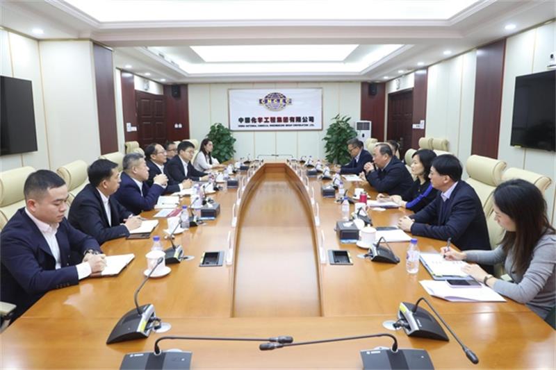 刘东进会见工银亚洲董事长刘亚干一行