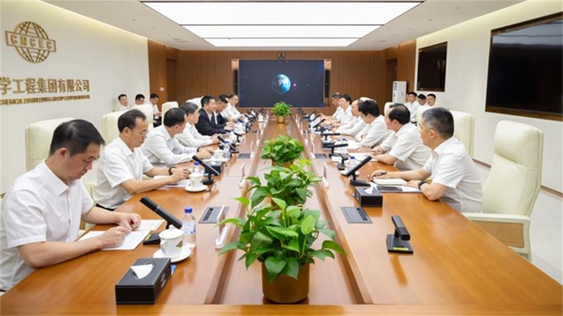 莫鼎革会见惠州市委书记、市人大常委会主任刘吉