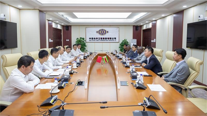 莫鼎革在中非合作论坛北京峰会期间开展系列商务活动