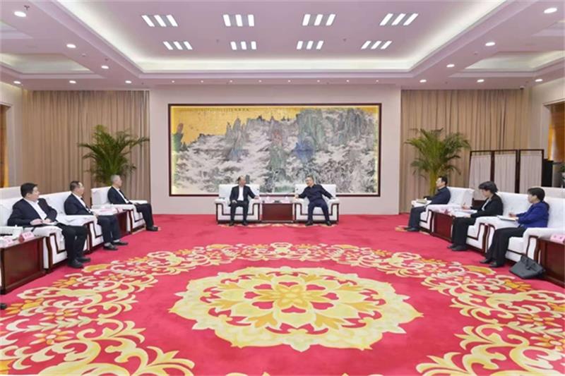 莫鼎革拜会安徽省委副书记、省长王清宪