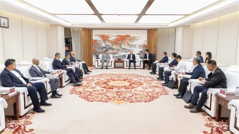 莫鼎革会见阿布扎比国家石油公司TA’ZIZ首席执行官马沙尔・萨乌德・阿尔金迪