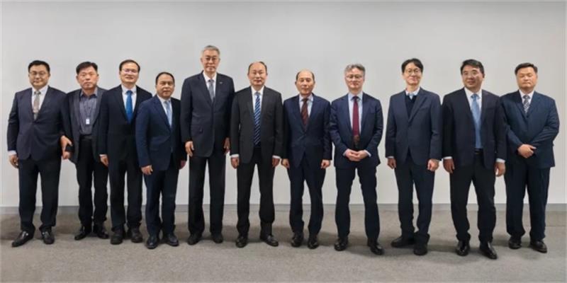 莫鼎革在韩国开展系列商务活动