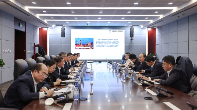 莫鼎革到天辰公司调研指导工作